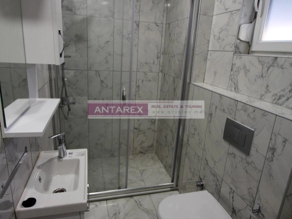 Trosoban stan 96 m² – Bijela, Herceg Novi — fotografija 13