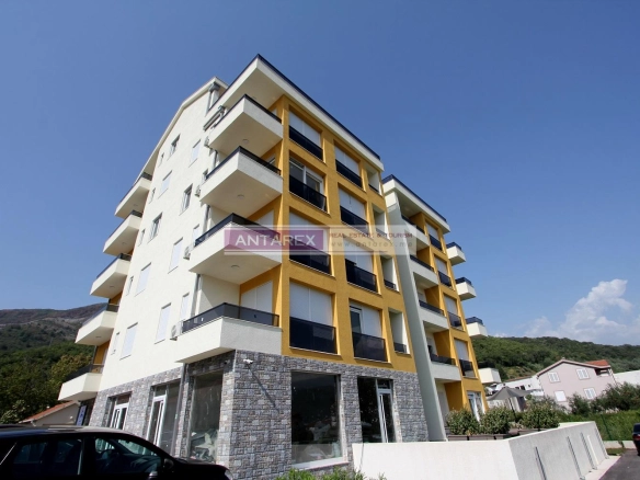 Trosoban stan 96 m² – Bijela, Herceg Novi — fotografija 14