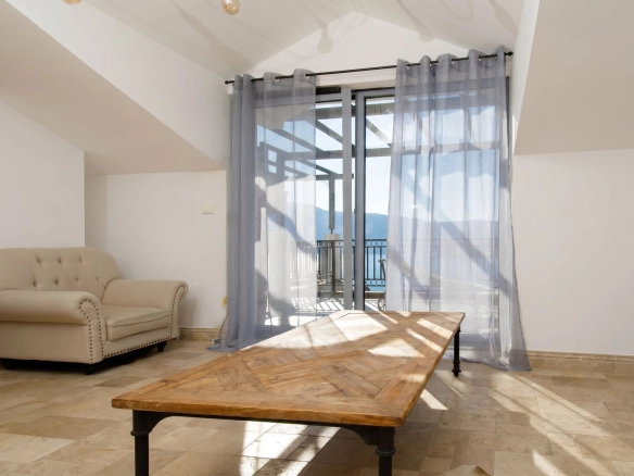 Dvosoban stan 152 m² – Risan, Kotor — fotografija 6