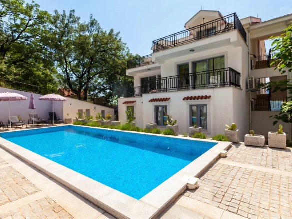Dvosoban stan 82 m² – Risan, Kotor — fotografija 13