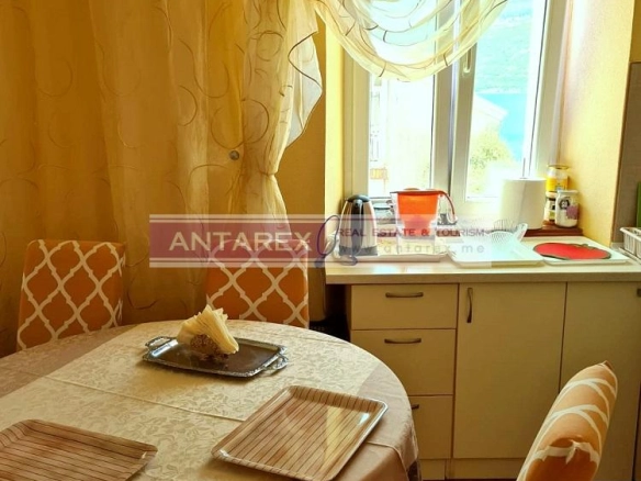 Dvosoban stan 100 m² – Topla, Herceg Novi — fotografija 4