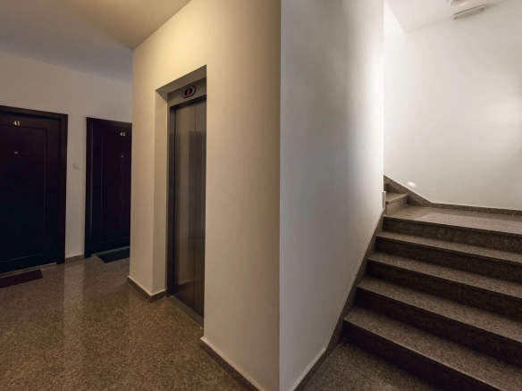 Izdavanje: Jednosoban stan 51 m² – Budva — fotografija 12
