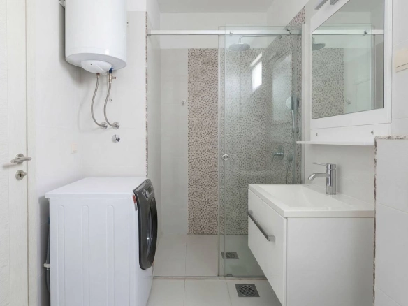 Izdavanje: Jednosoban stan 43 m² – Bečići, Budva — fotografija 7