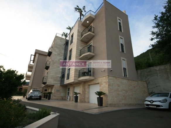 Jednosoban stan 60 m² – Tivat — fotografija 2