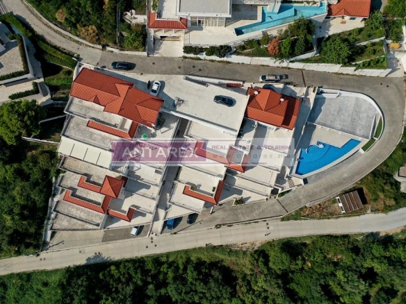 Trosoban stan 179 m² – Topla, Herceg Novi — fotografija 2