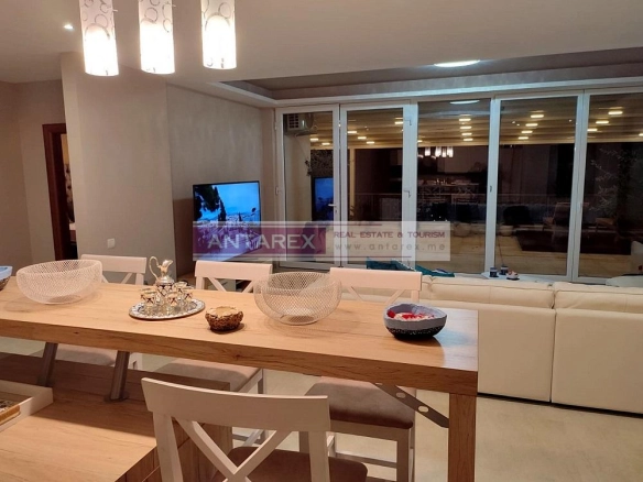 Trosoban stan 179 m² – Topla, Herceg Novi — fotografija 4