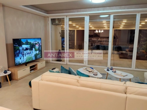 Trosoban stan 179 m² – Topla, Herceg Novi — fotografija 17