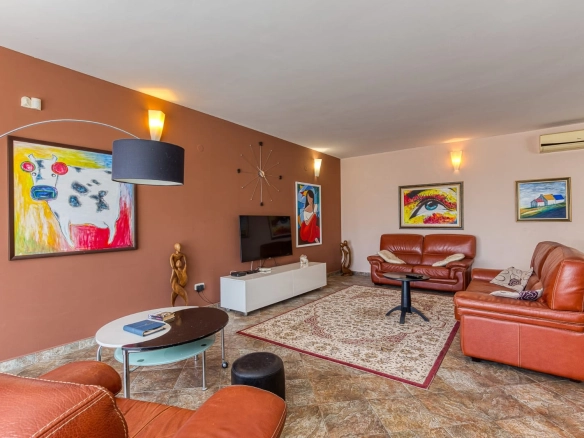 Kuća 495 m² – Bečići, Budva — fotografija 13