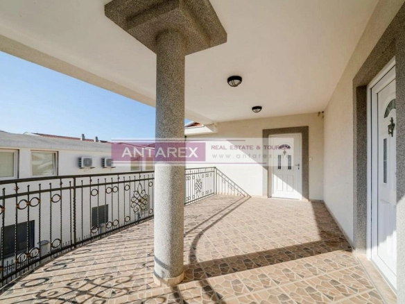Kuća 242 m² – Sutomore, Bar — fotografija 3
