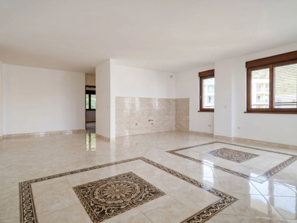Dvosoban stan 210 m² – Bečići, Budva — fotografija 2