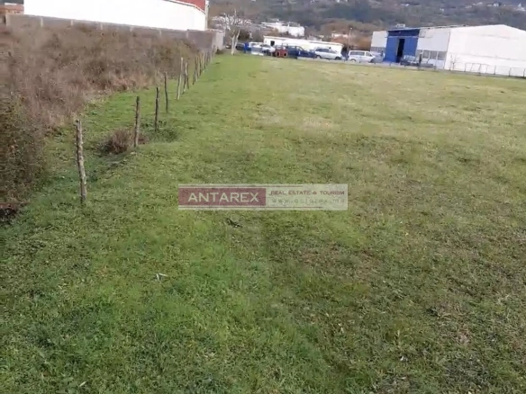 Plac 4.320 m² – Kotor — fotografija 2