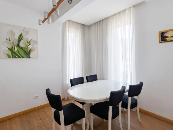 Dvosoban stan 77 m² – Budva — fotografija 2