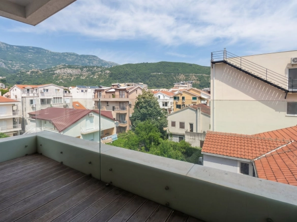 Dvosoban stan 77 m² – Budva — fotografija 5