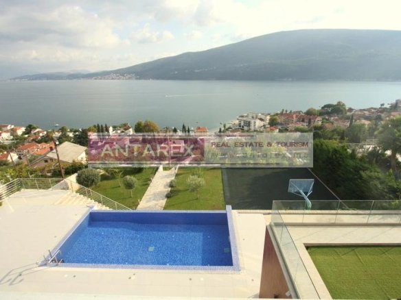 Kuća 647 m² – Đenovići, Herceg Novi — fotografija 2