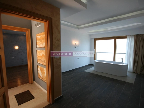 Kuća 300 m² – Krašići, Tivat — fotografija 14