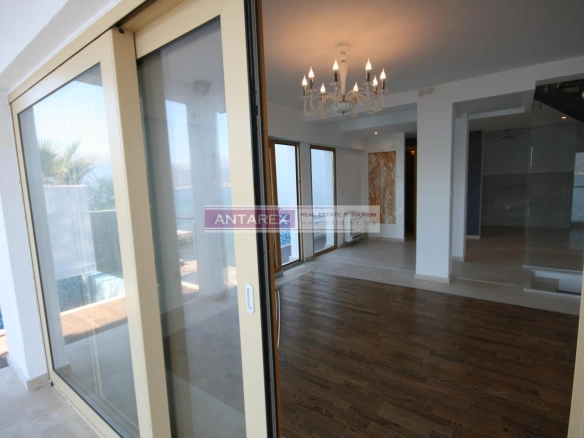 Kuća 300 m² – Krašići, Tivat — fotografija 15