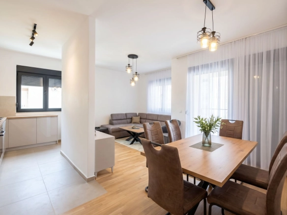 Jednosoban stan 52 m² – Rozino, Budva — fotografija 2