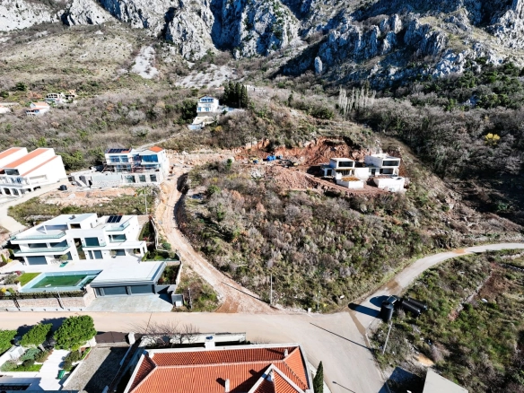 Plac 1.261 m² – Blizikuće, Budva — fotografija 5