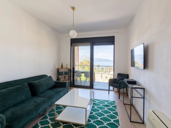 Dvosoban stan 50 m² – Donja Lastva, Tivat — fotografija 2