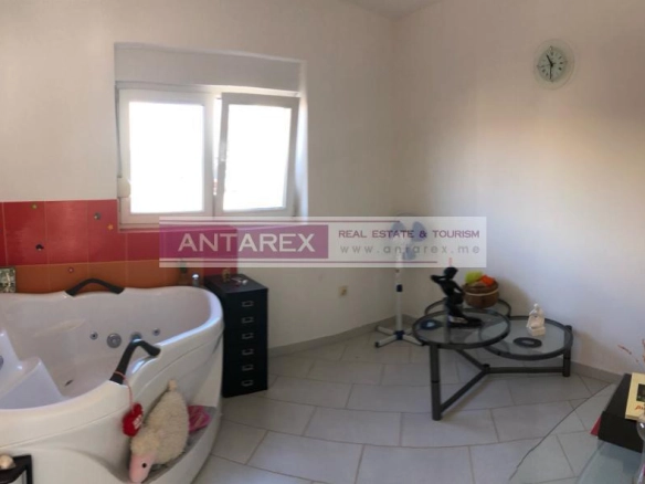 Kuća 317 m² – Tivat — fotografija 14