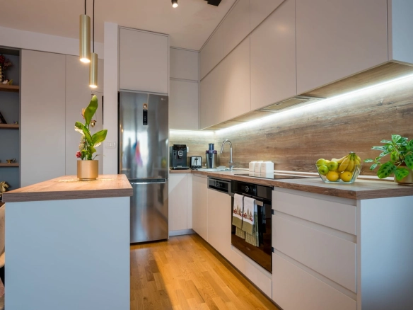 Dvosoban stan 63 m² – Tivat — fotografija 13