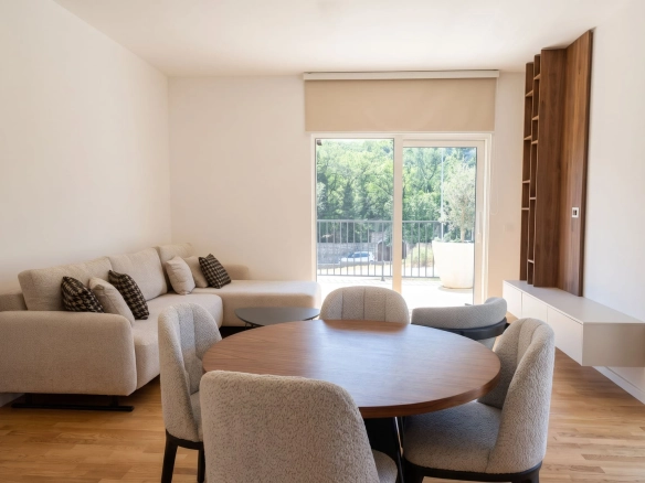Stan 55 m² – Sutomore, Bar — fotografija 3