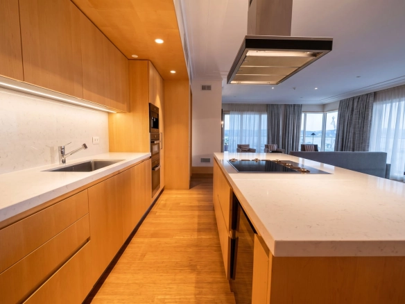 Trosoban stan 374 m² – Tivat — fotografija 7