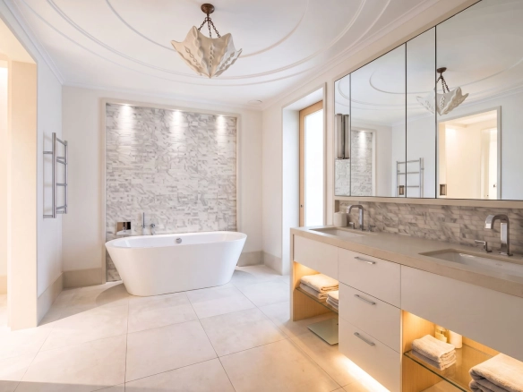 Trosoban stan 374 m² – Tivat — fotografija 11