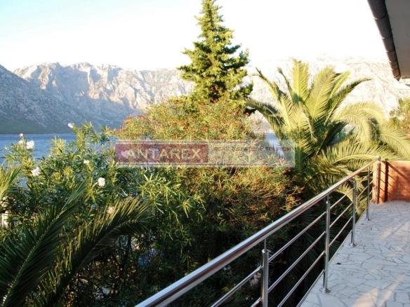 Kuća 165 m² – Stoliv, Kotor — fotografija 2