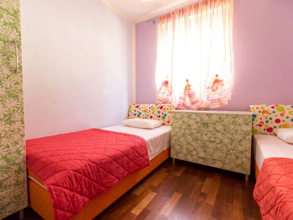 Trosoban stan 90 m² – Petrovac, Budva — fotografija 6