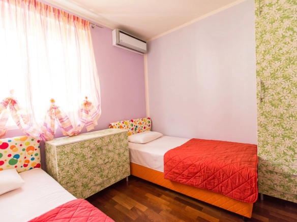 Trosoban stan 90 m² – Petrovac, Budva — fotografija 7