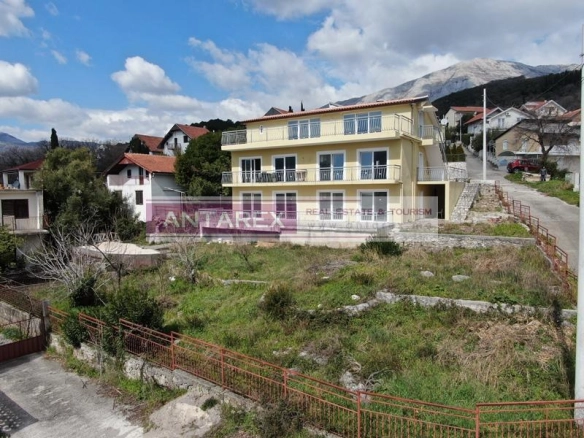 Dvosoban stan 104 m² – Herceg Novi — fotografija 2