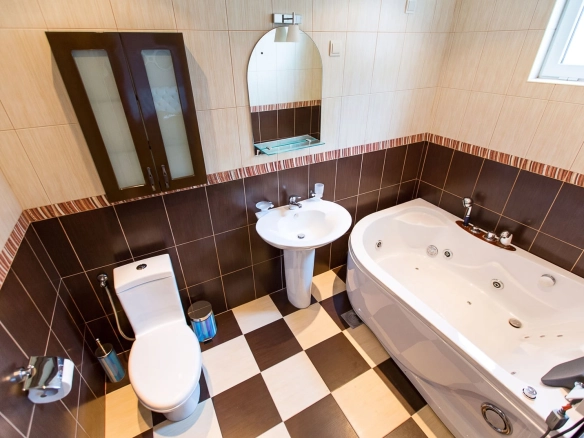 Trosoban stan 90 m² – Petrovac, Budva — fotografija 12