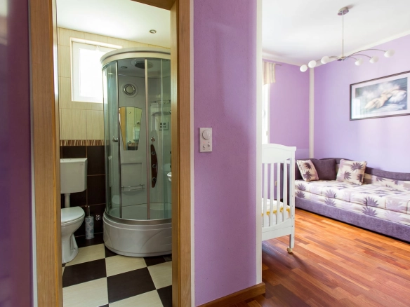Trosoban stan 90 m² – Petrovac, Budva — fotografija 14