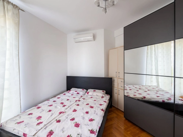 Izdavanje: Jednosoban stan 57 m² – Bečići, Budva — fotografija 8