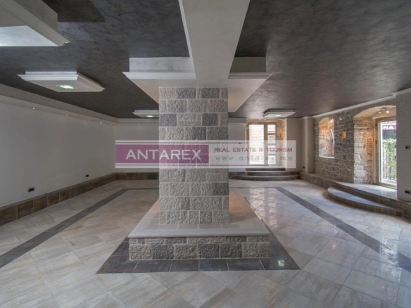Poslovni prostor 102 m² – Herceg Novi — fotografija 2
