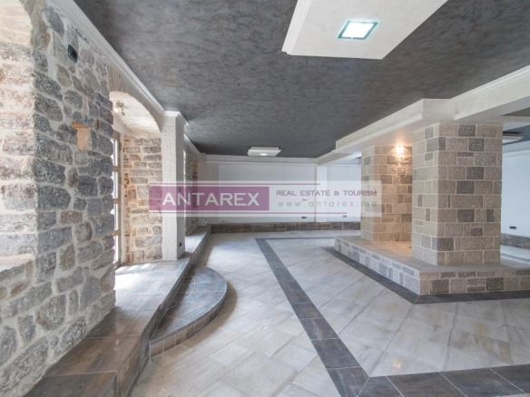 Poslovni prostor 102 m² – Herceg Novi — fotografija 5