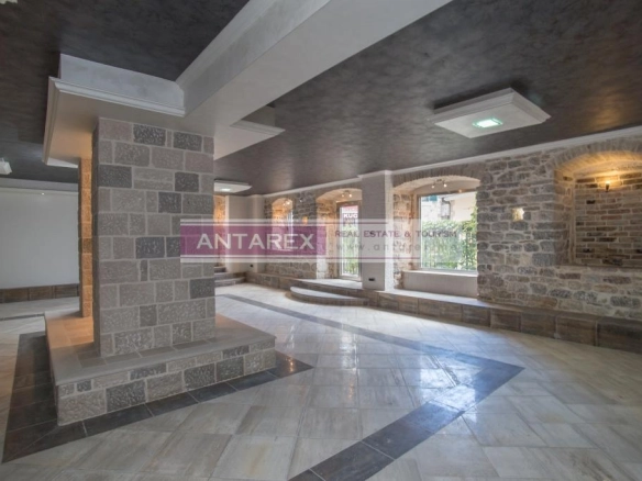 Poslovni prostor 102 m² – Herceg Novi — fotografija 6