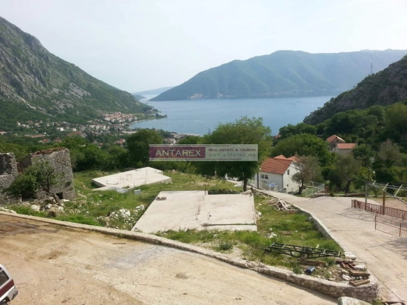 Plac 925 m² – Risan, Kotor — fotografija 5
