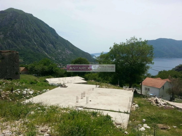 Plac 925 m² – Risan, Kotor — fotografija 6