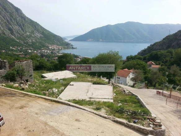 Plac 925 m² – Risan, Kotor — fotografija 11