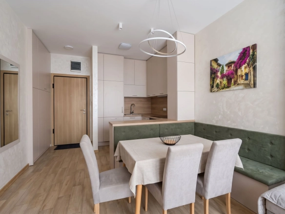 Izdavanje: Jednosoban stan 45 m² – Budva — fotografija 3