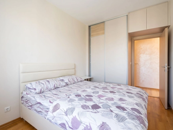 Izdavanje: Jednosoban stan 45 m² – Budva — fotografija 7