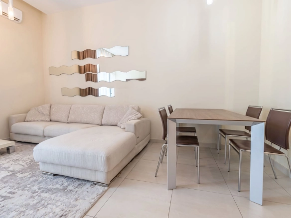 Izdavanje: Jednosoban stan 70 m² – Budva — fotografija 5