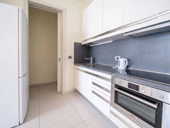 Izdavanje: Jednosoban stan 70 m² – Budva — fotografija 6