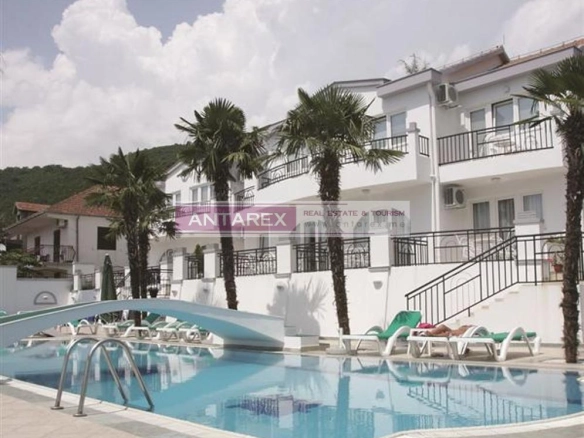 Poslovni prostor 3.600 m² – Kumbor, Herceg Novi — fotografija 2