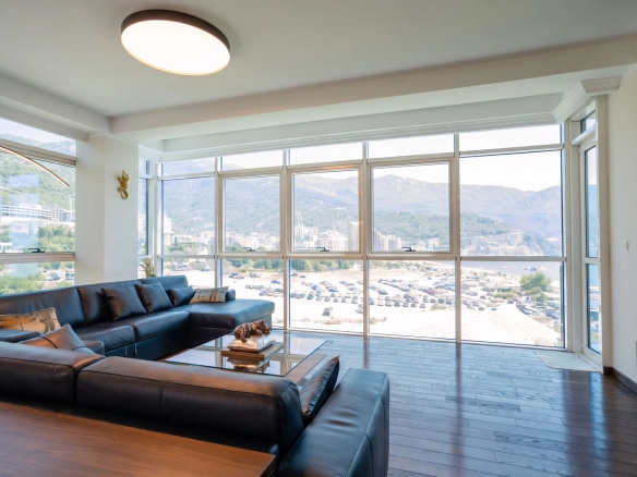 Dvosoban stan 89 m² – Bečići, Budva — fotografija 2