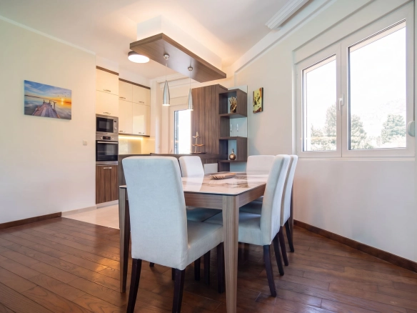 Dvosoban stan 89 m² – Bečići, Budva — fotografija 11