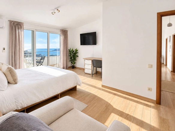 Izdavanje: Trosoban stan 136 m² – Petrovac, Budva — fotografija 7