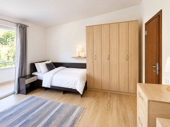 Izdavanje: Trosoban stan 136 m² – Petrovac, Budva — fotografija 13